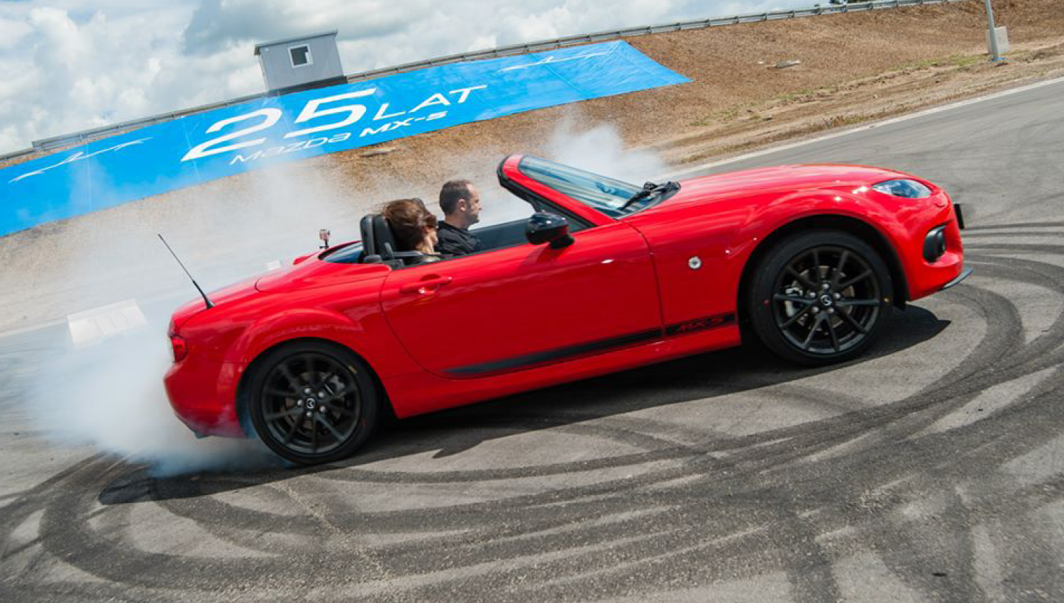 Eskadra - Mazda MX-5 25th anniversary - Mazda Motor Poland